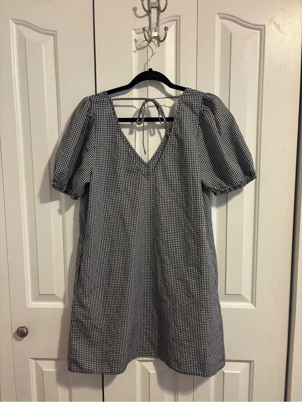 a new day Black & White Gingham V-Neck Puff Sleeve Dress, new with tags
